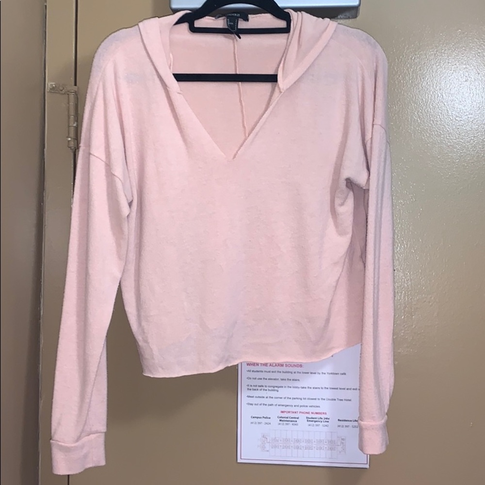 Forever 21 pink crop top sweater